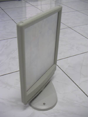lenticular203d20graphic20holder2.jpg